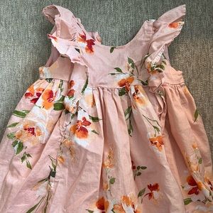 The Children’s Place dress size 6-9 months